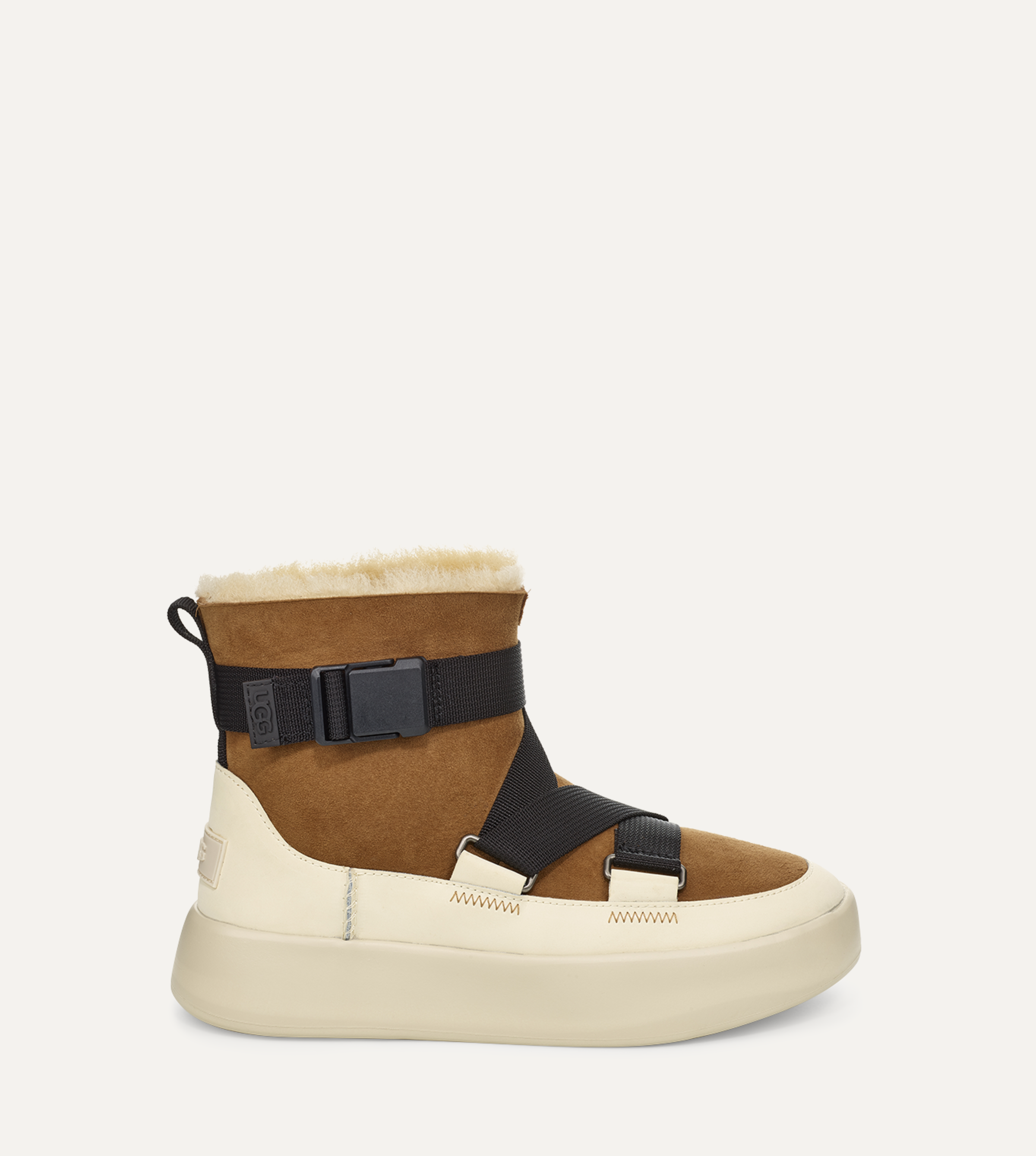 人気TOP UGG Classic Boom Buckle Boot for Women | UGG® 靴